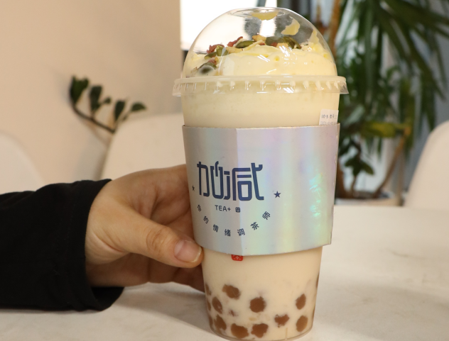 宝威体育茶饮：社交属性为奶茶赋予了特殊使命